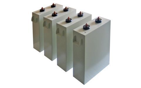 如何區(qū)分電容器的正負(fù)極？